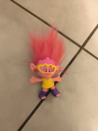 Gioco Troll Rosa con Occhiali