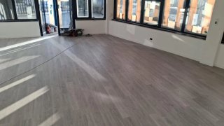 Instalación Tarima Laminada y Suelo Vinílico.