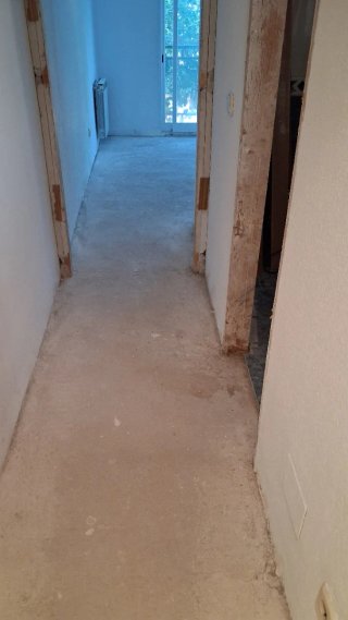 Instalación Tarima Laminada y Suelo Vinílico.