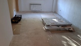 Instalación Tarima Laminada y Suelo Vinílico.