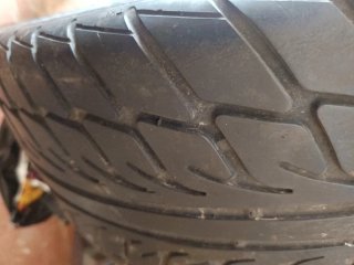 Rueda con llanta del Hyundai coupé  NUEVA.