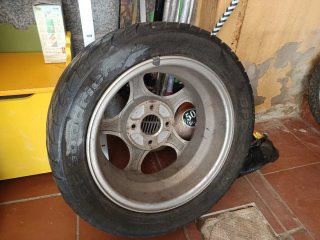 Rueda con llanta del Hyundai coupé  NUEVA.