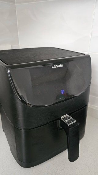 Freidora de aire Cosori negra