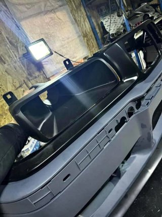 BMW E36 Headlight Air Intake / Toma de Aire faros