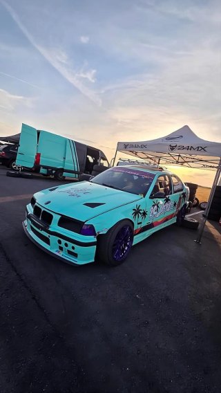 BMW E36 Headlight Air Intake / Toma de Aire faros