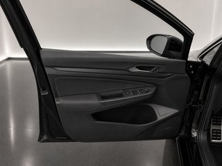 VOLKSWAGEN GOLF 8 NEGOCIABLE