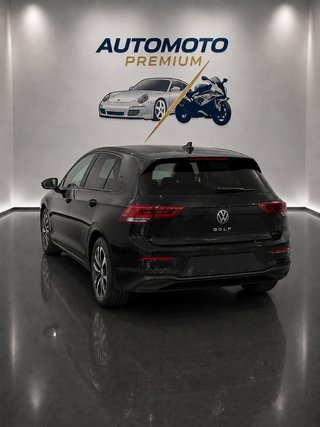 VOLKSWAGEN GOLF 8 NEGOCIABLE