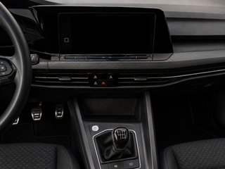 VOLKSWAGEN GOLF 8 NEGOCIABLE
