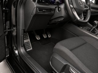 VOLKSWAGEN GOLF 8 NEGOCIABLE