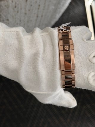 Rolex GMT-Master II Rootbeer Oro Rosa 2023