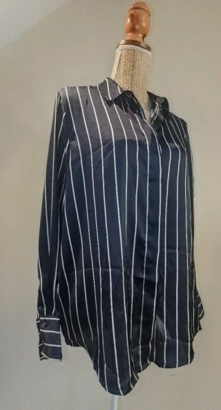 Camicia in seta a righe da donna