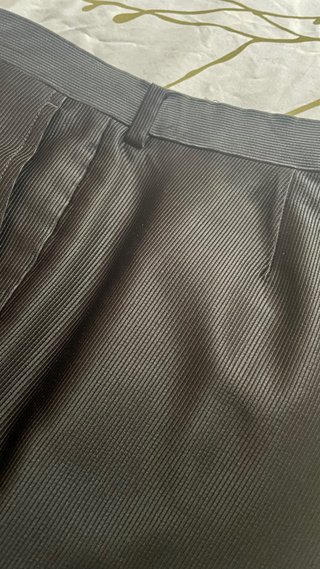 Traje de novio negro