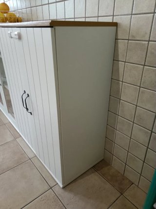Vitrina Ikea Blanca y Madera