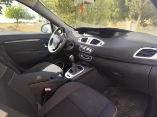 Renault Grand Scenic 2010
