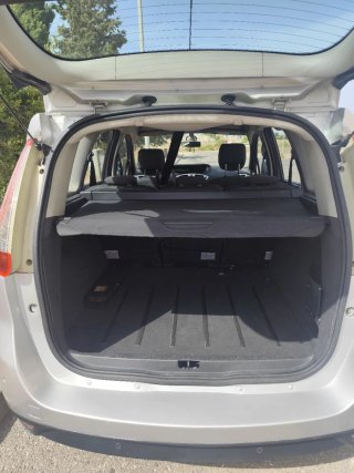 Renault Grand Scenic 2010