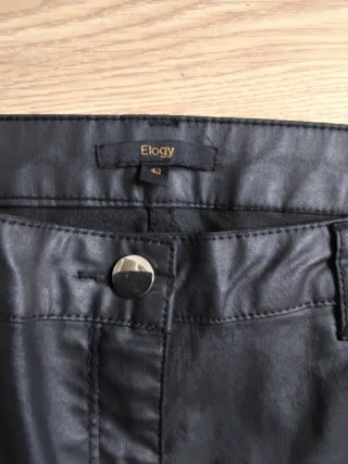 Pantalón Elogy Encerado Tachuelas