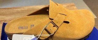 Zuecos Birkenstock Amarillos