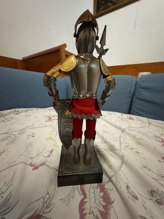 Figura Caballero Medieval con Armadura