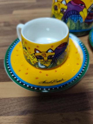 Set tazze e tazzine decorate