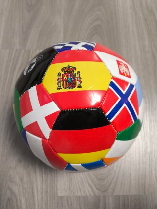 4 Balones Mundial Fútbol + 1 Pequeño