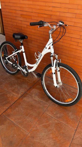 Bicicleta Specialized Blanca