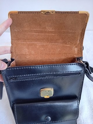 BOLSO BANDOLERA CUERO NEGRO