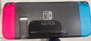 Nintendo Switch Azul/Rosa + Funda Mario Odyssey