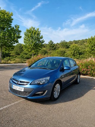 Opel Astra 2013