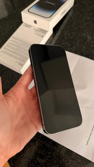 iPhone 14 Pro Morado oscuro