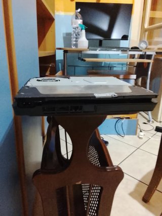 PlayStation 4 + GTA V Premium edition