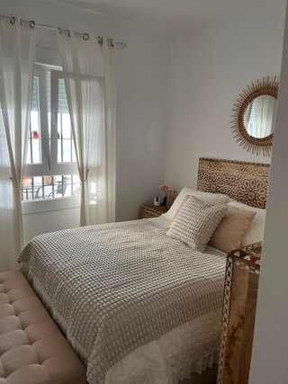 Piso de 2 habitaciones en perfecto estado.