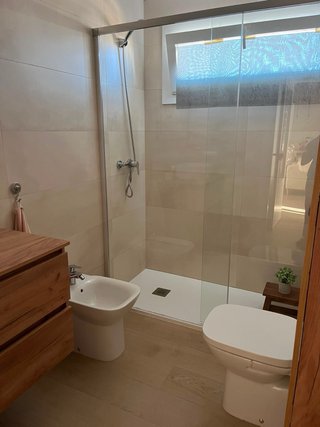 Piso de 2 habitaciones en perfecto estado.