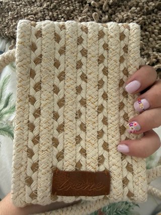 Bolso para móvil tejido beige y dorado