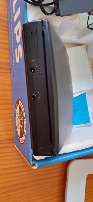 Philips Walkman CD Player Negro y cassette adaptad