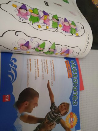 Vacaciones de cuento. 4 años+3 libros+3 laminas