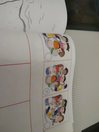 Vacaciones de cuento. 4 años+3 libros+3 laminas