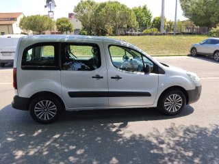 peugot parnet 2015