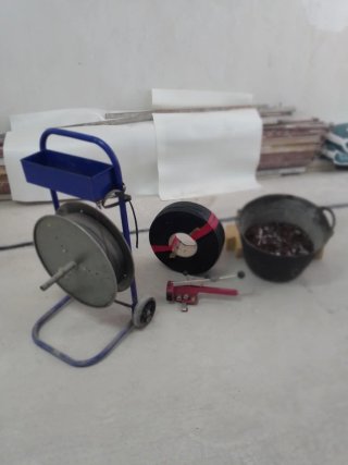 Máquina flejadora de palets