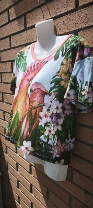 Camiseta corta Desigual floral pájaros talla única