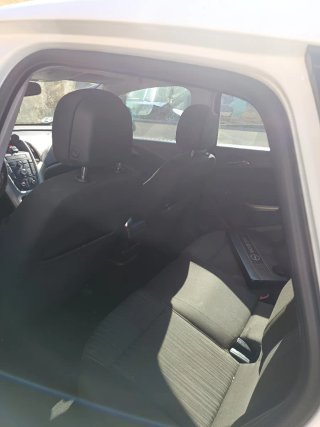 Opel Astra 2011