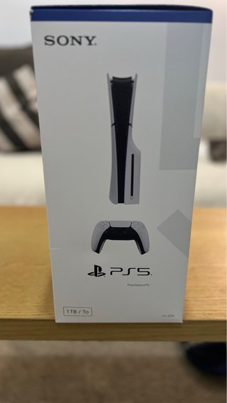 Consola PS5 Slim 1TB con Lector