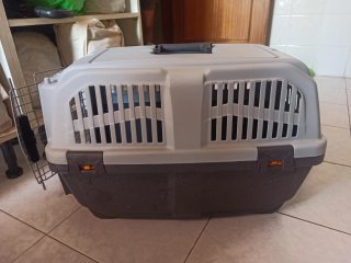 Transportín perro/gato gris y negro.marca polo 3.