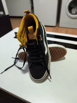 Zapatillas Vans Altas , marrón y dorado