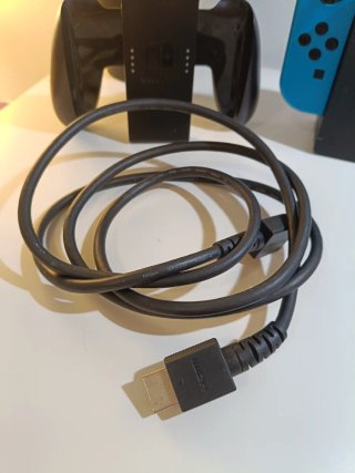 ¡BUEN ESTADO! Nintendo Switch con accesorios