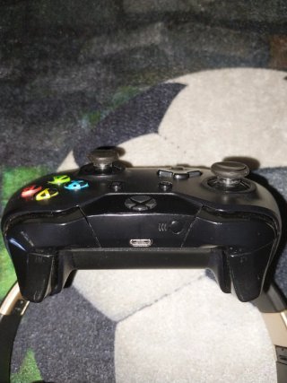 Mando Xbox One Negro