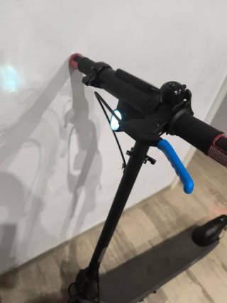 Patinete Eléctrico Negr