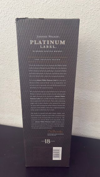 Botella Johnnie Walker Platinum Label 18 Años Vací