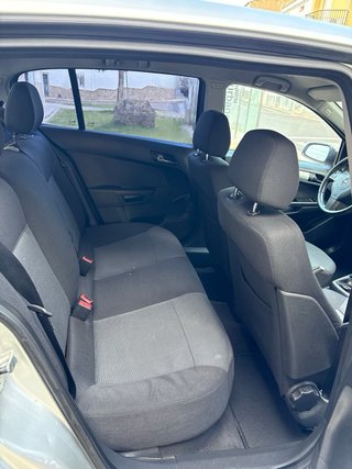 Opel Astra 2007