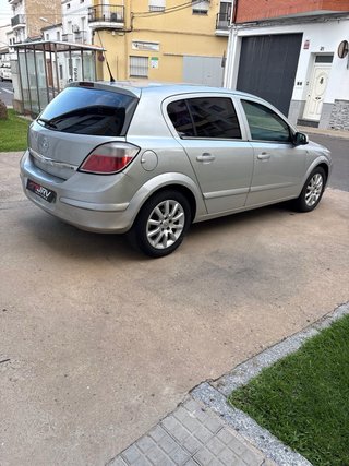 Opel Astra 2007