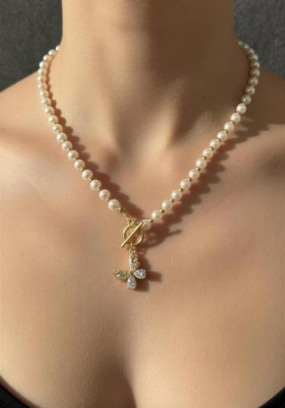 Collar Perlas Mariposa Dorado